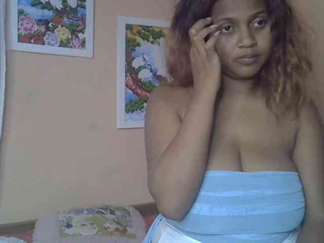Bellalabelle webcam