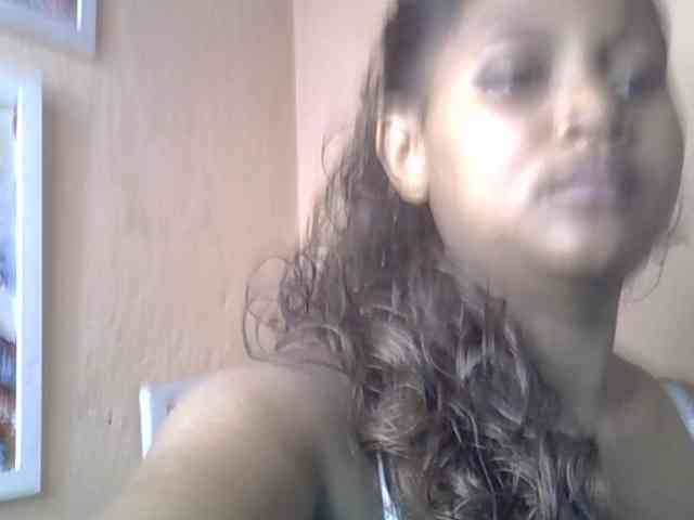 Bellalabelle webcam