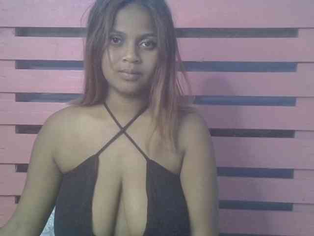Bellalabelle webcam