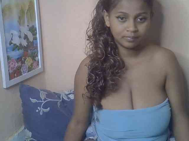 Bellalabelle webcam