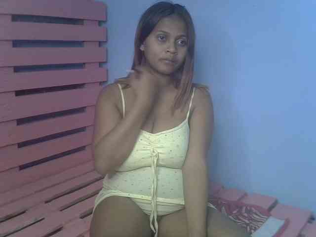 Bellalabelle webcam