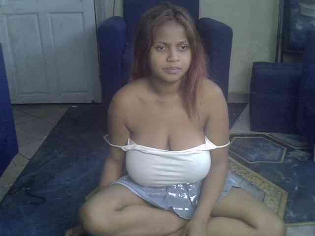 Bellalabelle webcam