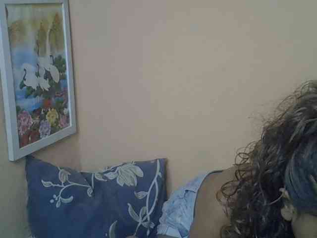 Bellalabelle webcam