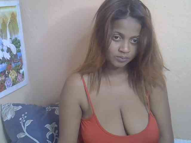 Bellalabelle webcam