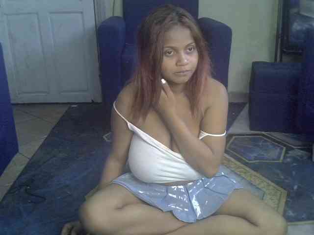 Bellalabelle webcam