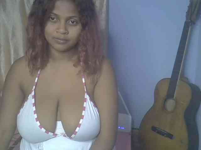 Bellalabelle webcam