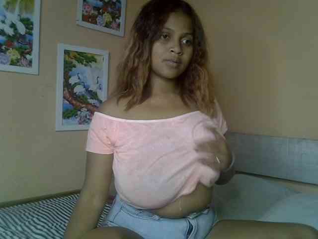 Bellalabelle webcam