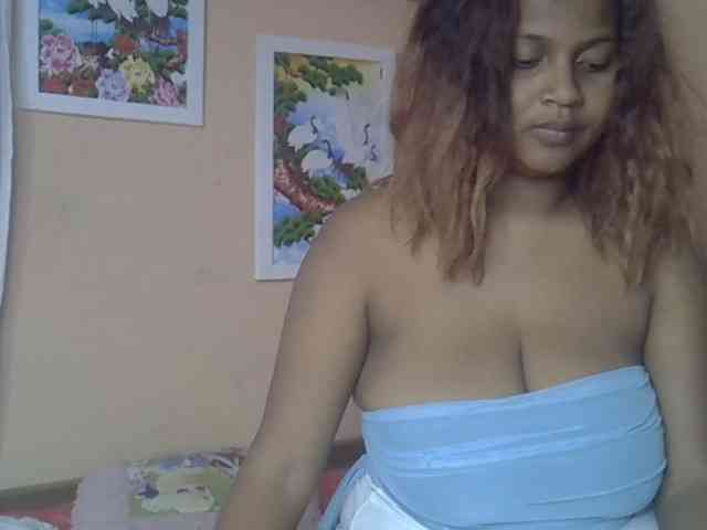 Bellalabelle webcam