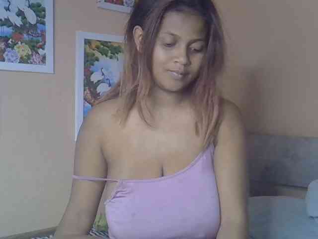 Bellalabelle webcam