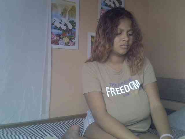 Bellalabelle webcam