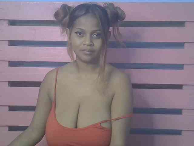 Bellalabelle webcam