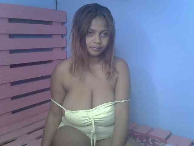 Bellalabelle webcam