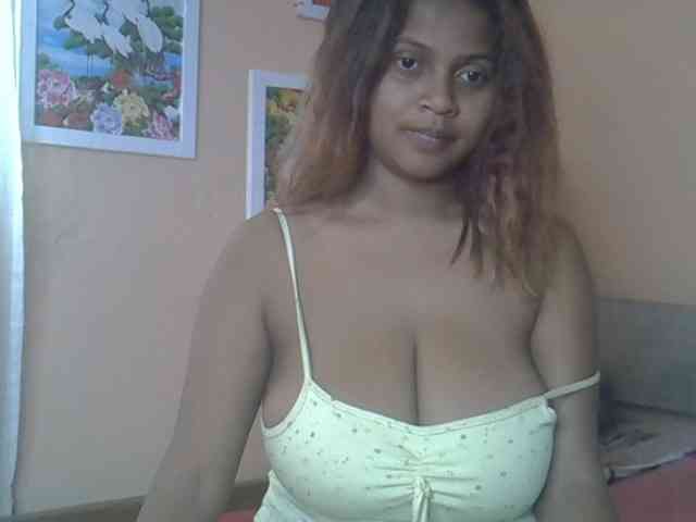 Bellalabelle webcam