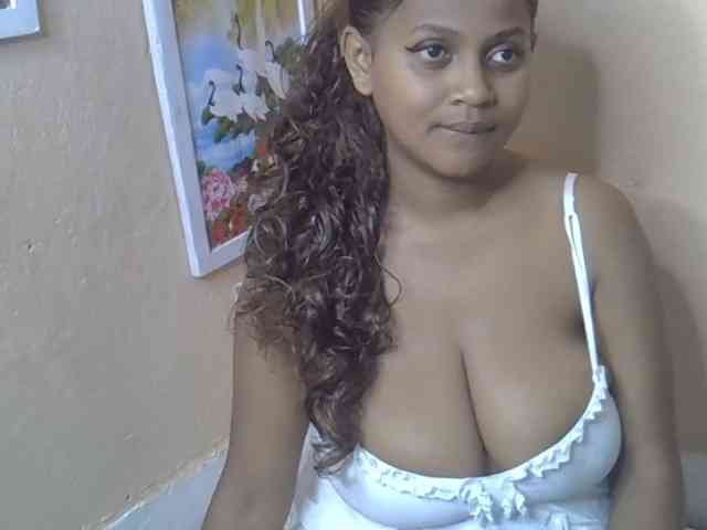 Bellalabelle webcam