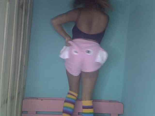 Bellalabelle webcam
