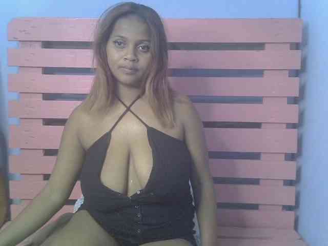 Bellalabelle webcam
