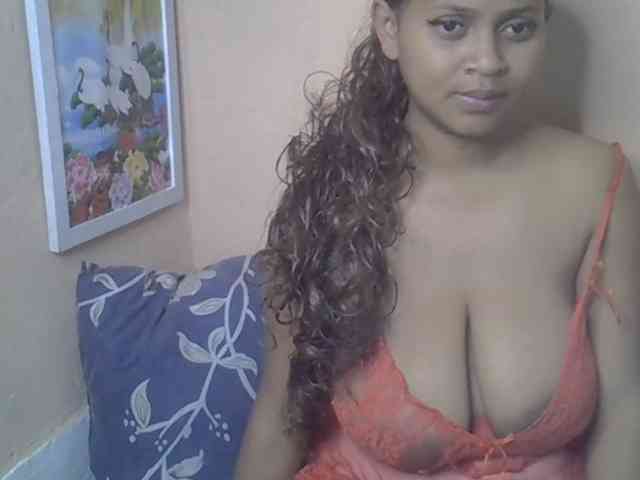 Bellalabelle webcam