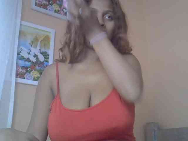 Bellalabelle webcam
