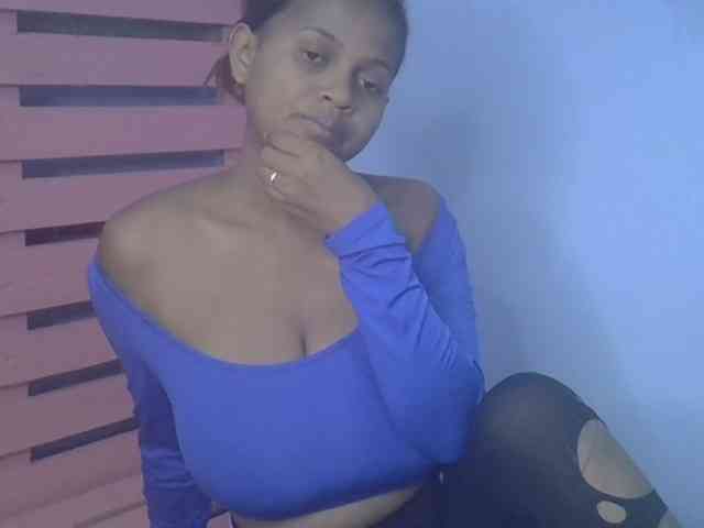 Bellalabelle webcam