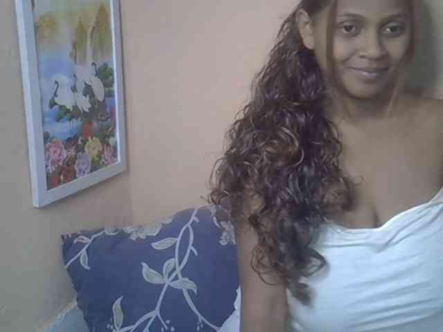 Bellalabelle webcam