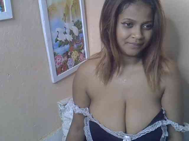 Bellalabelle webcam