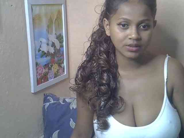 Bellalabelle webcam
