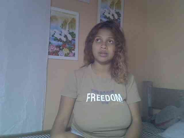 Bellalabelle webcam