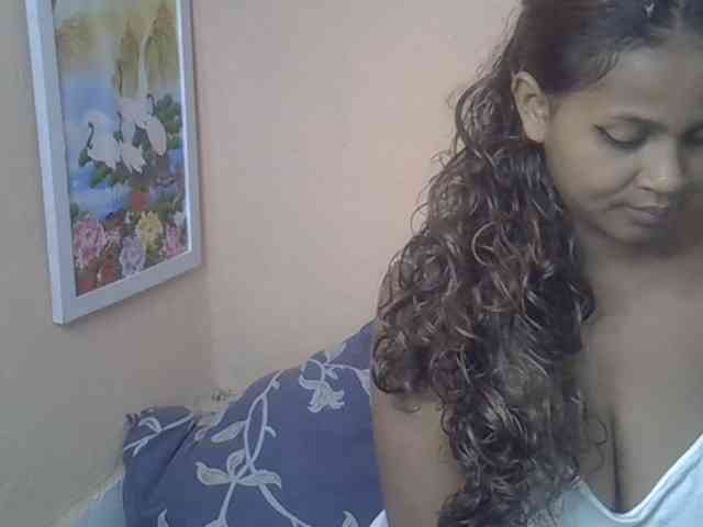 Bellalabelle webcam