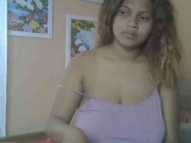 Bellalabelle webcam