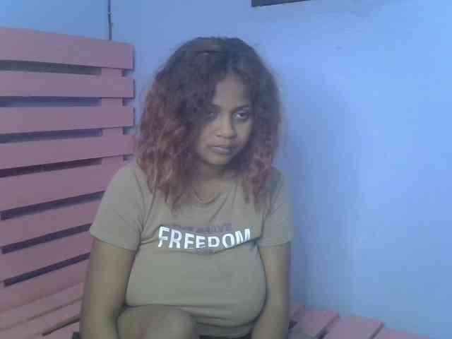 Bellalabelle webcam