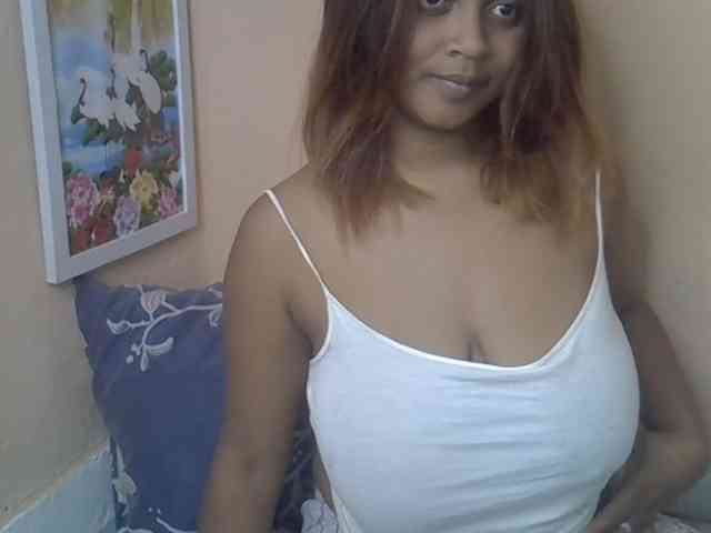 Bellalabelle webcam