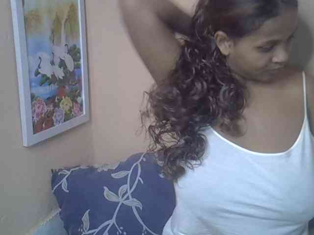 Bellalabelle webcam