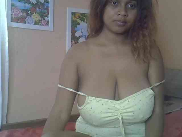 Bellalabelle webcam