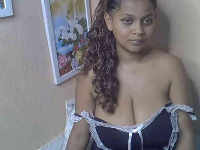 Bellalabelle webcam