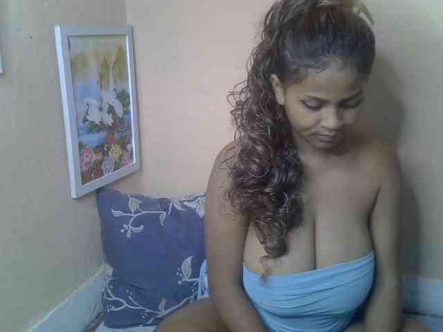 Bellalabelle webcam