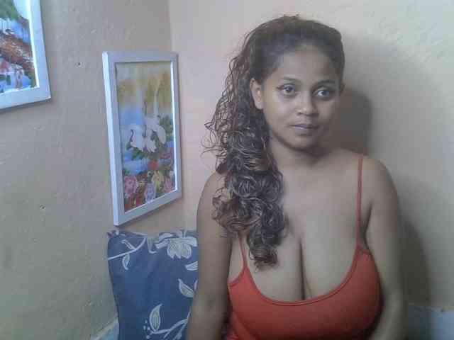 Bellalabelle webcam