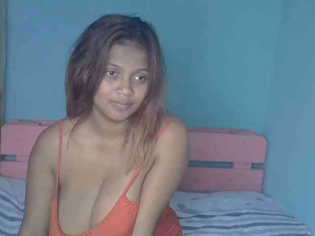 Bellalabelle webcam