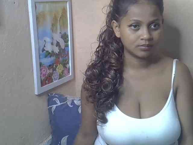 Bellalabelle webcam