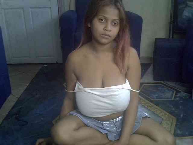 Bellalabelle webcam