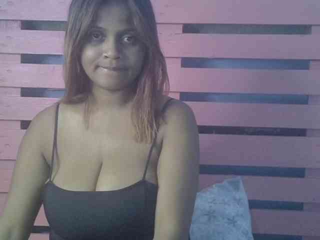 Bellalabelle webcam