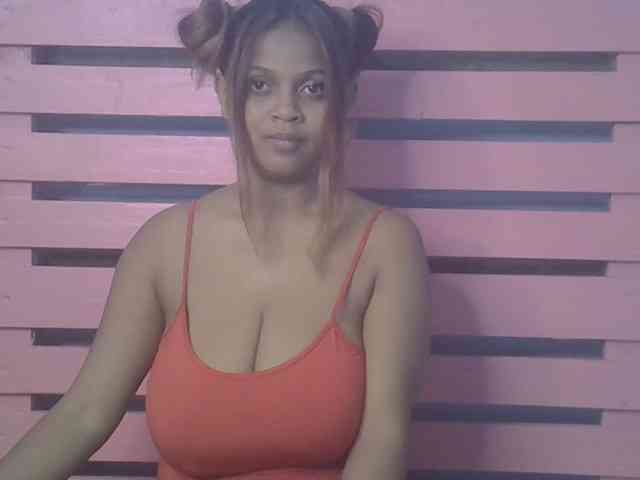 Bellalabelle webcam
