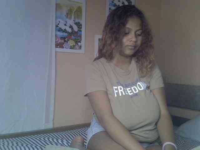Bellalabelle webcam