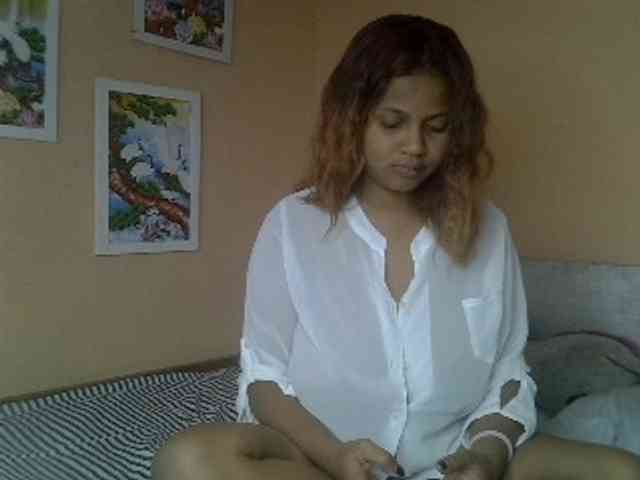 Bellalabelle webcam