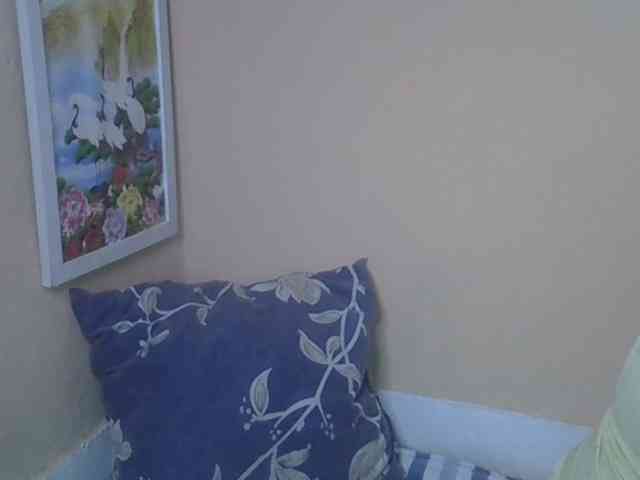Bellalabelle webcam