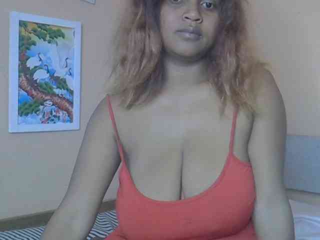 Bellalabelle webcam