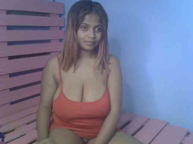 Bellalabelle webcam