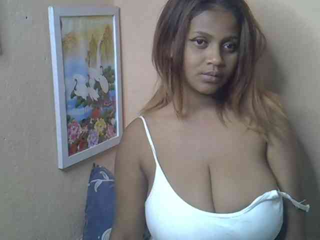 Bellalabelle webcam