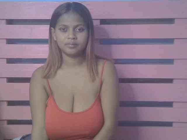 Bellalabelle webcam