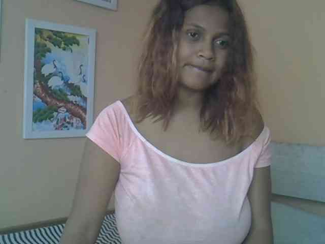 Bellalabelle webcam