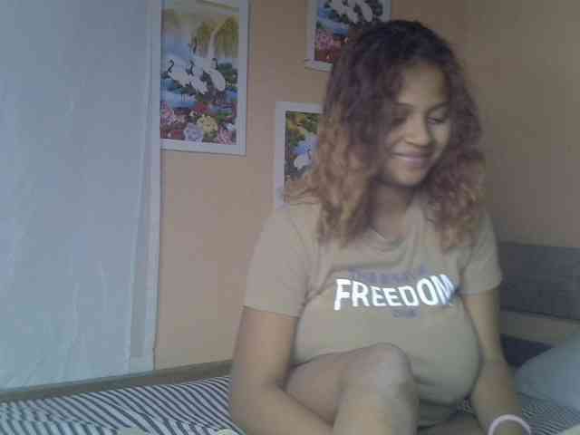 Bellalabelle webcam